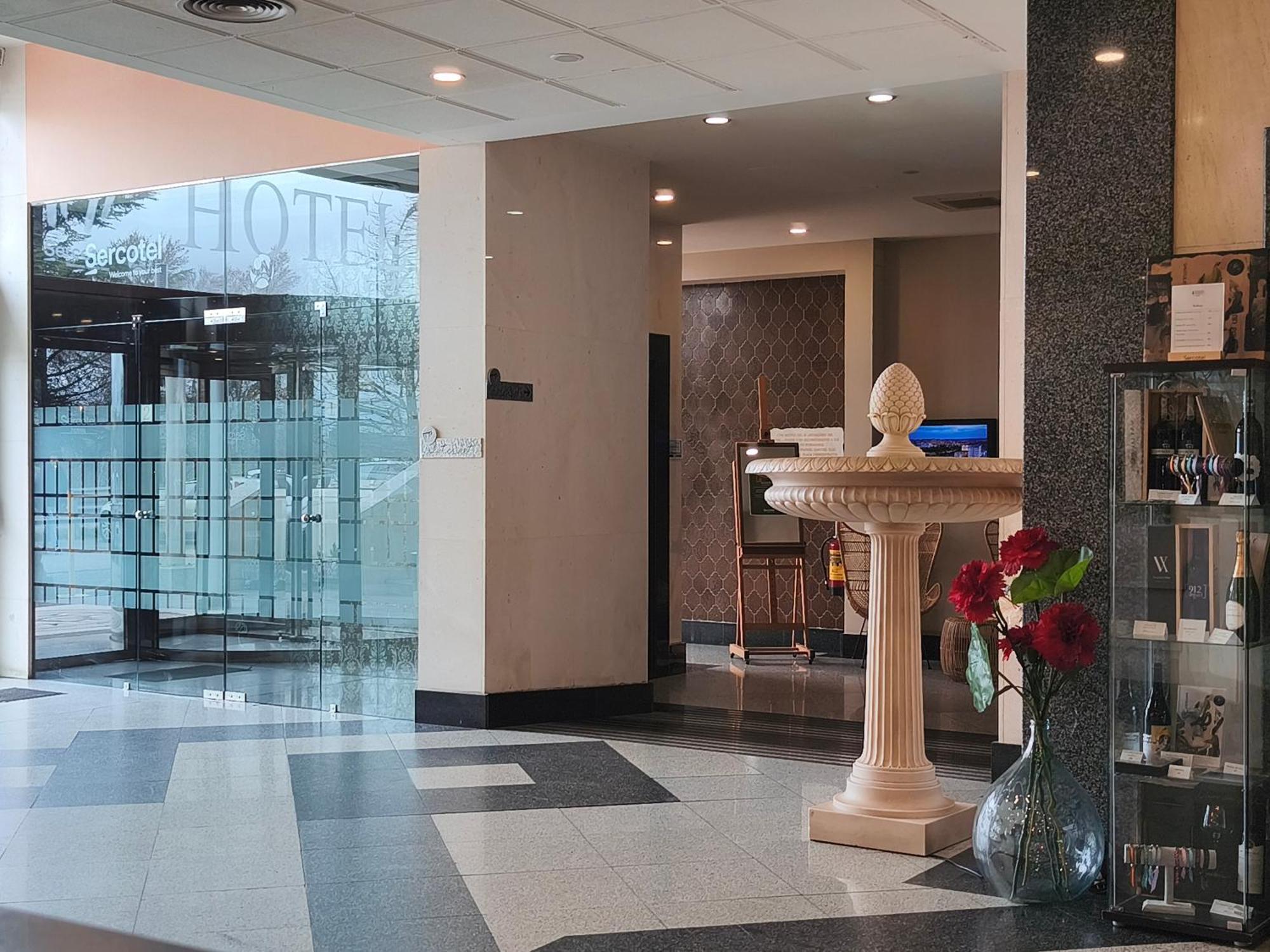 Hotel Sercotel Cuatro Postes Ávila Exterior foto